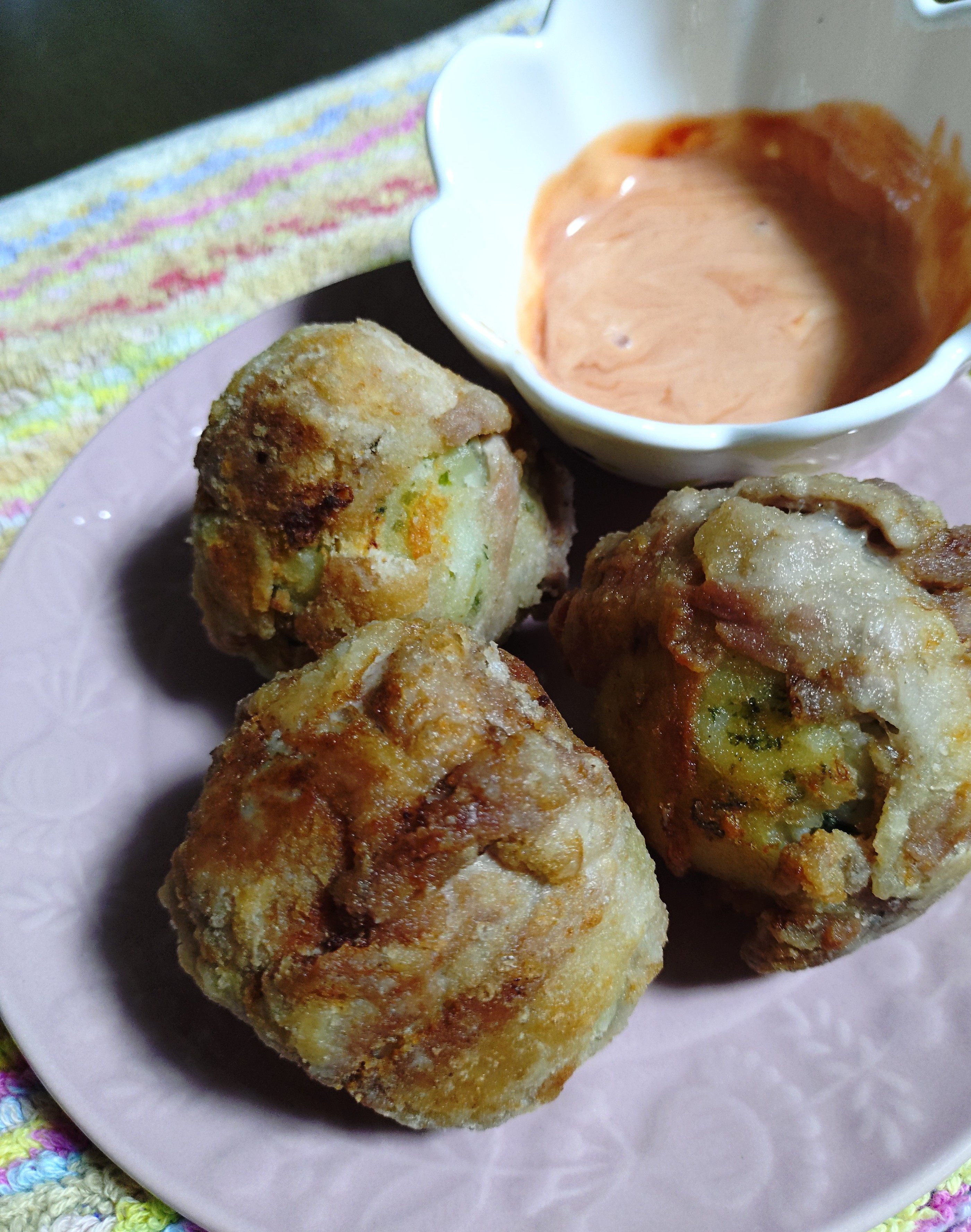 中身はヒミツ♡なんちゃって唐揚げ