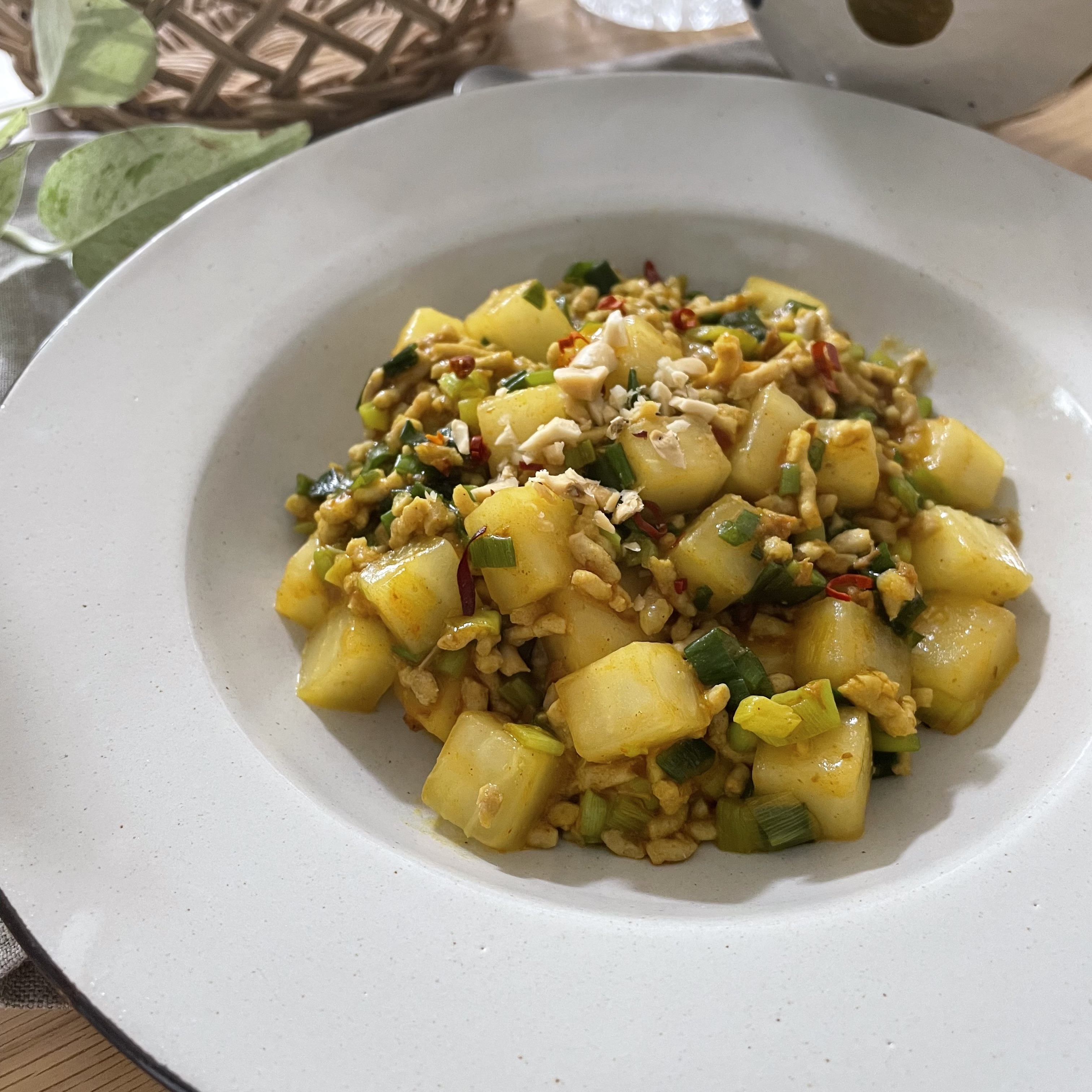 コロコロ大根のカレー麻婆