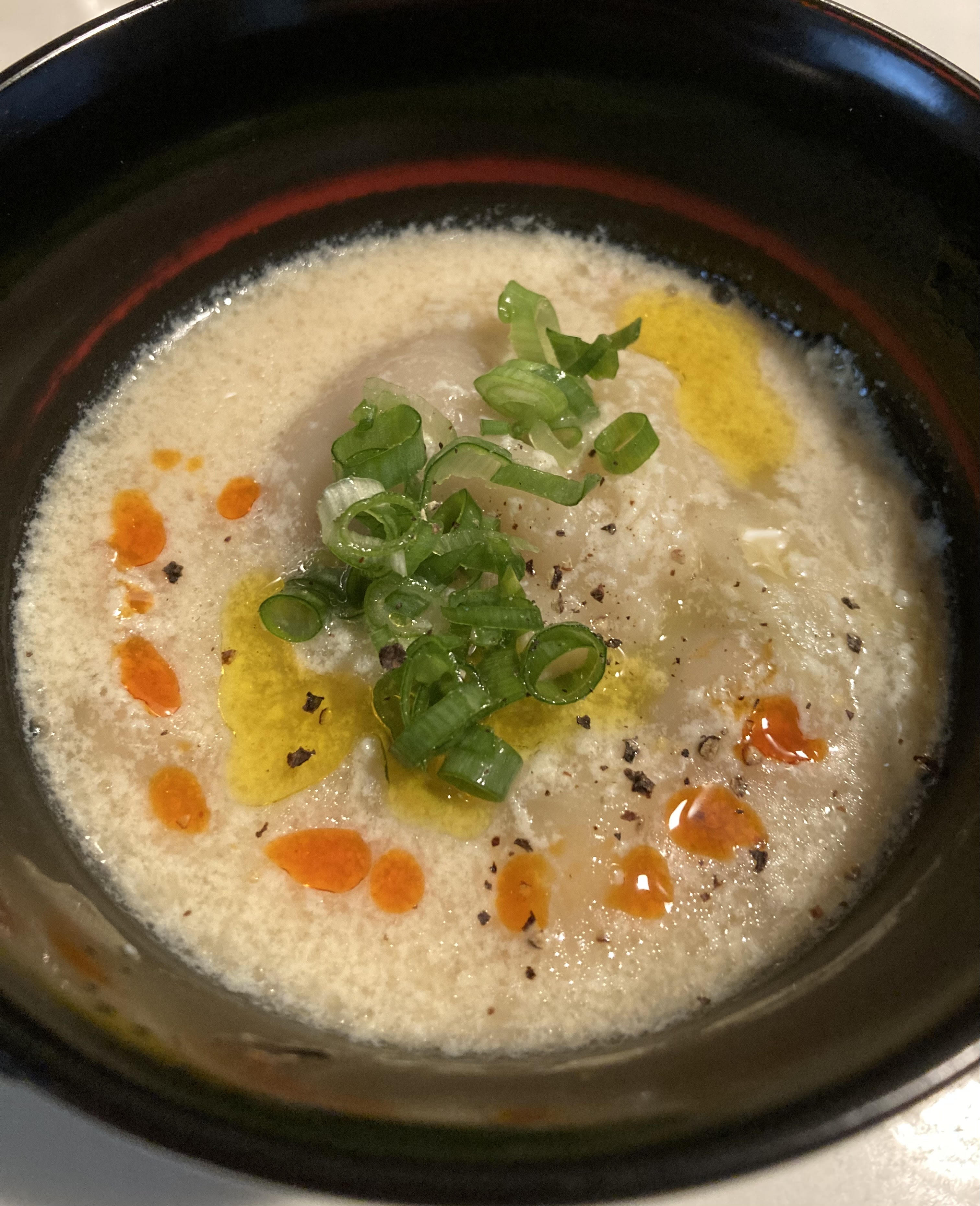 豚肉と餃子の豆乳味噌おかずスープ