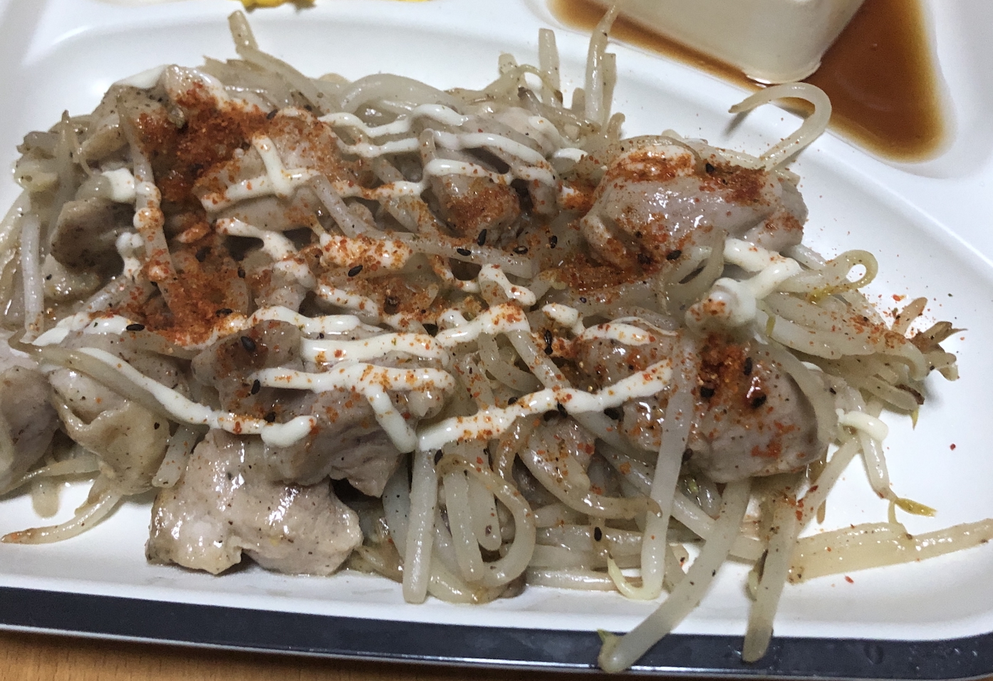 ピリ辛肉もやし